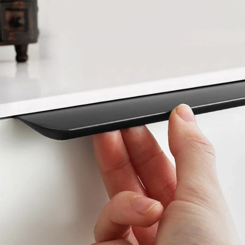 Minimally Designed Door Handle - Restoration Hardware Furniture Used review and price